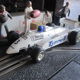 Tyrrell 011